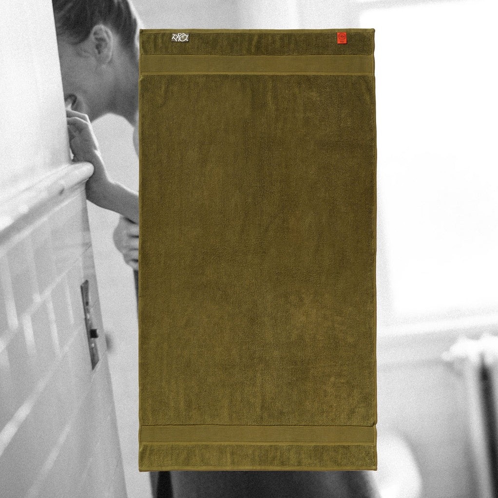 Typical Classic Moss Green Stretch Bath Towel