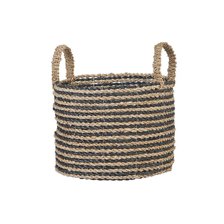 Basket with handle