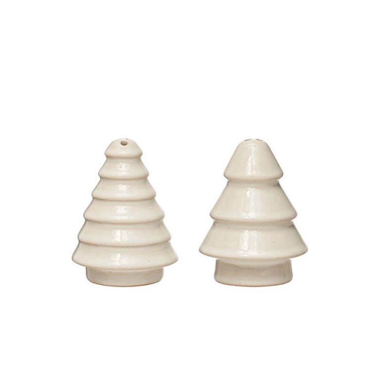 Christmas salt sale and pepper shakers