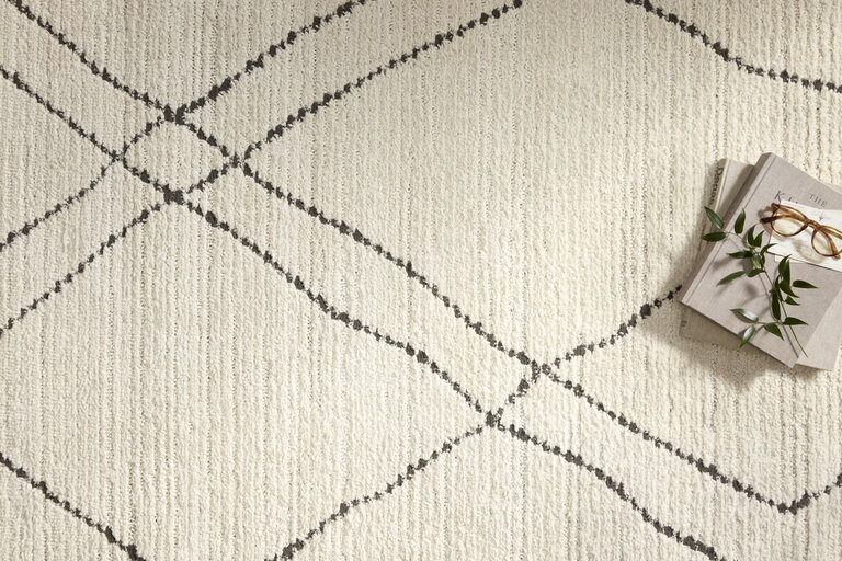 Loloi Rugs Fabian Rug - Ivory/Charcoal