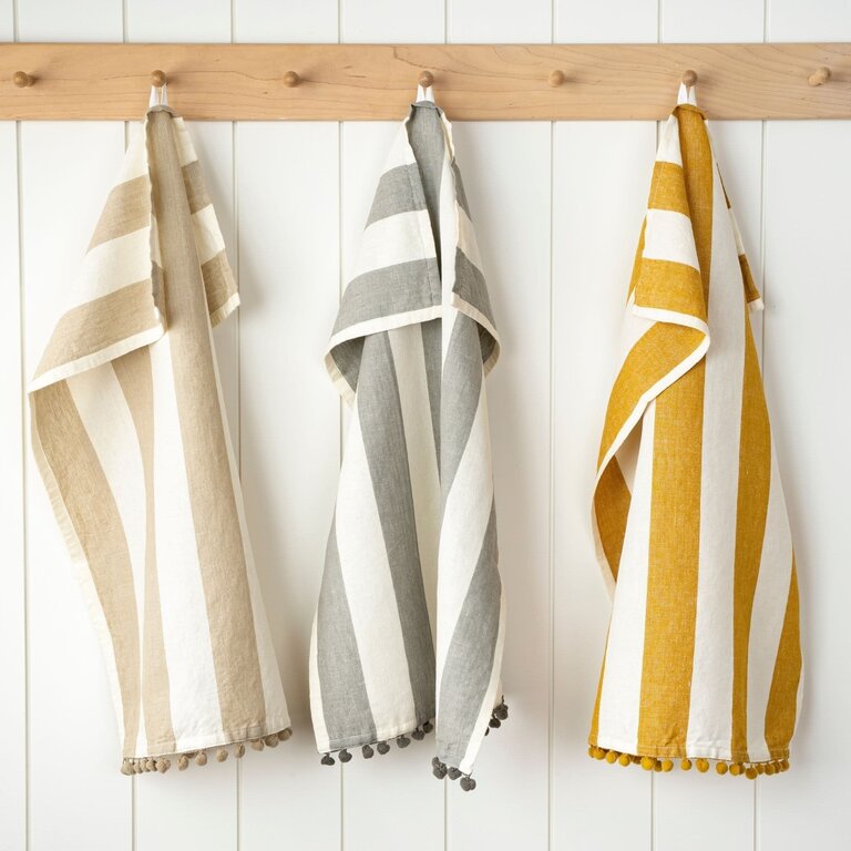 Set of two Pompoms tea towels - Grey