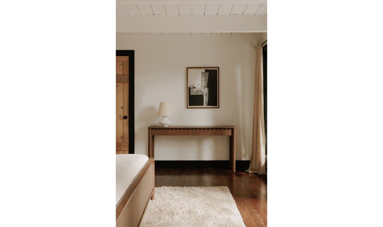 Moe's Home Riley Console Table