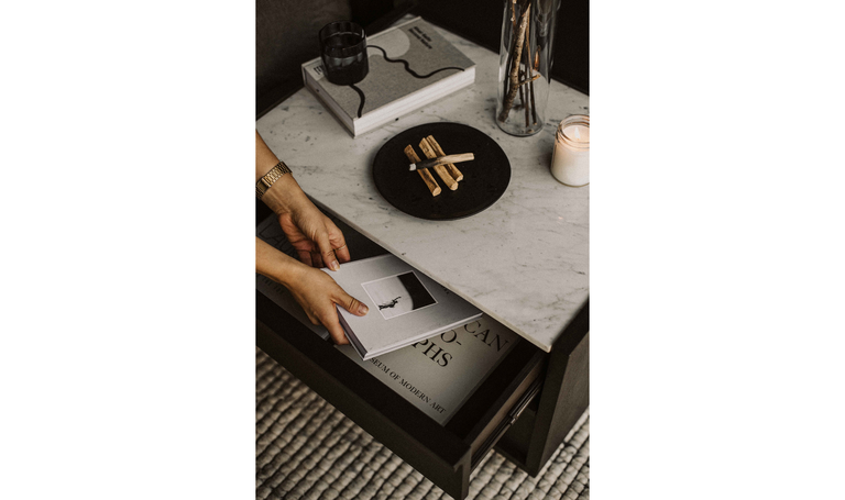Table de chevet Ashcroft - Noir et marbre