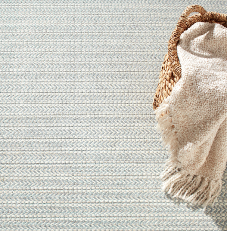 Boucle Natural Throw