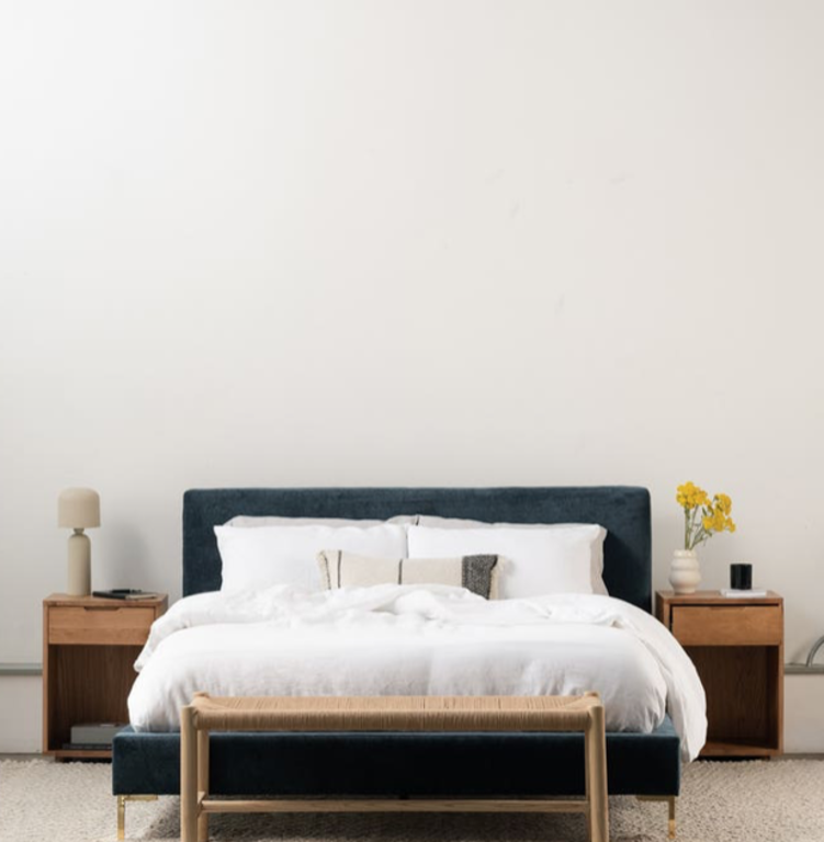 Moe's Home Haw Oak Bench