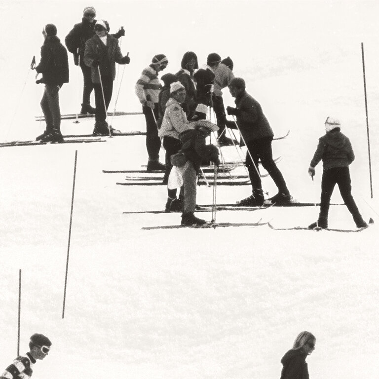 Celadon Art Cadre "Ski Lesson I C. 1966"