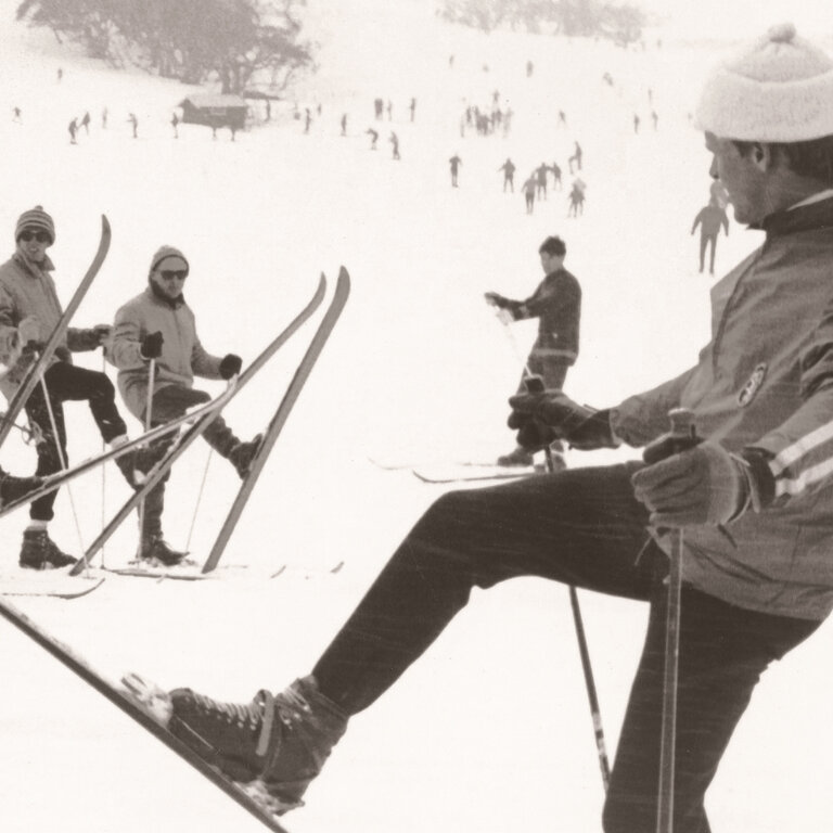 Celadon Art Cadre " Ski Instruction C. 1966 "
