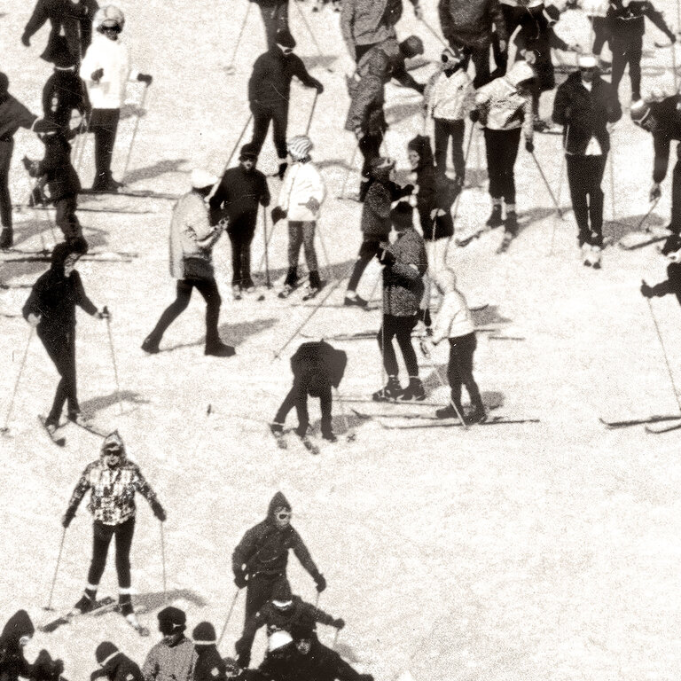 Celadon Art Frame "Ski Vacation II, C. 1960"