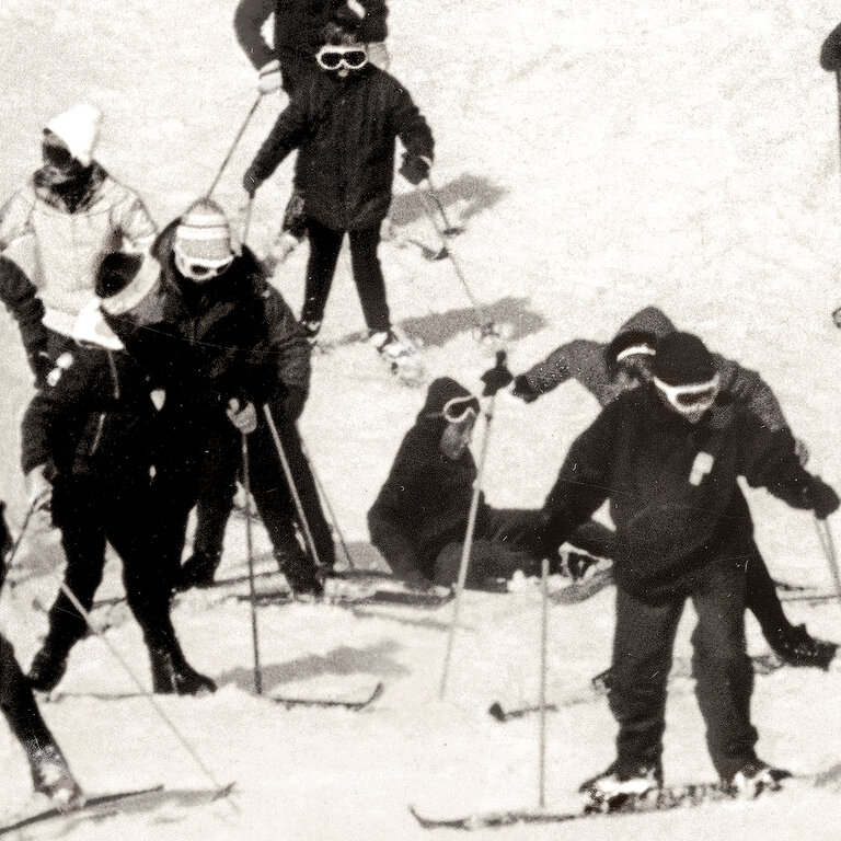 Celadon Art Frame "Ski Vacation II, C. 1960"