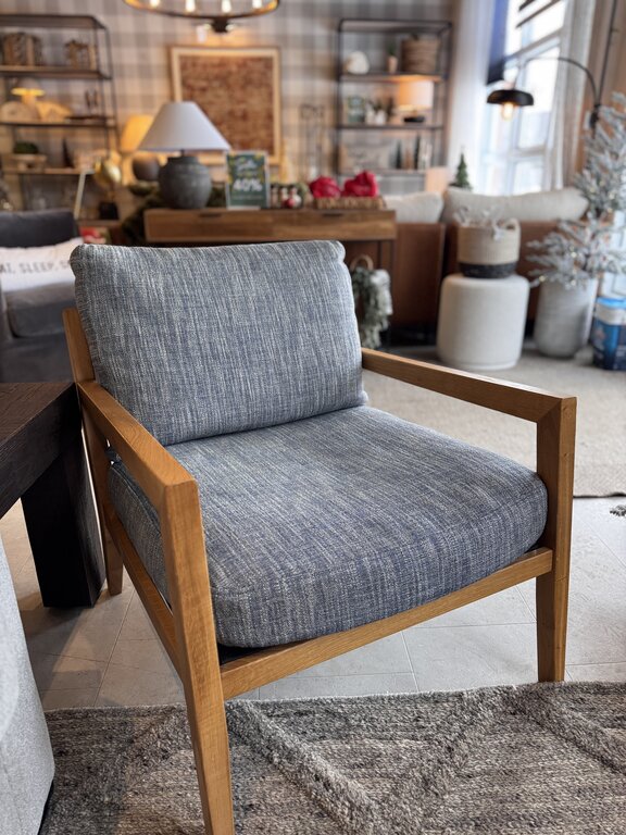 Furninova Karetta Armchair