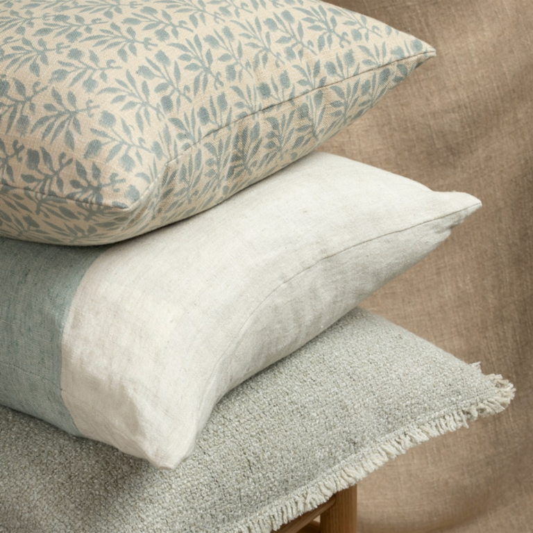 Coussin Bouclé à franges - Gris sauge