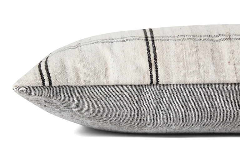 Loloi Rugs Coussin Bell Noir et Blanc - Plumes