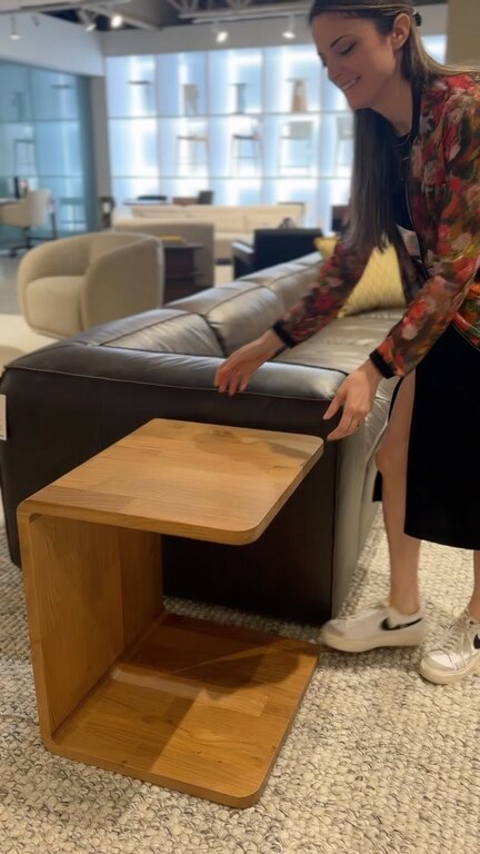 Moe's Home Carly side table