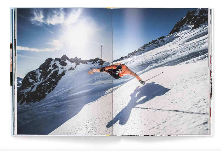 "Stylish Life : Skiing" Book