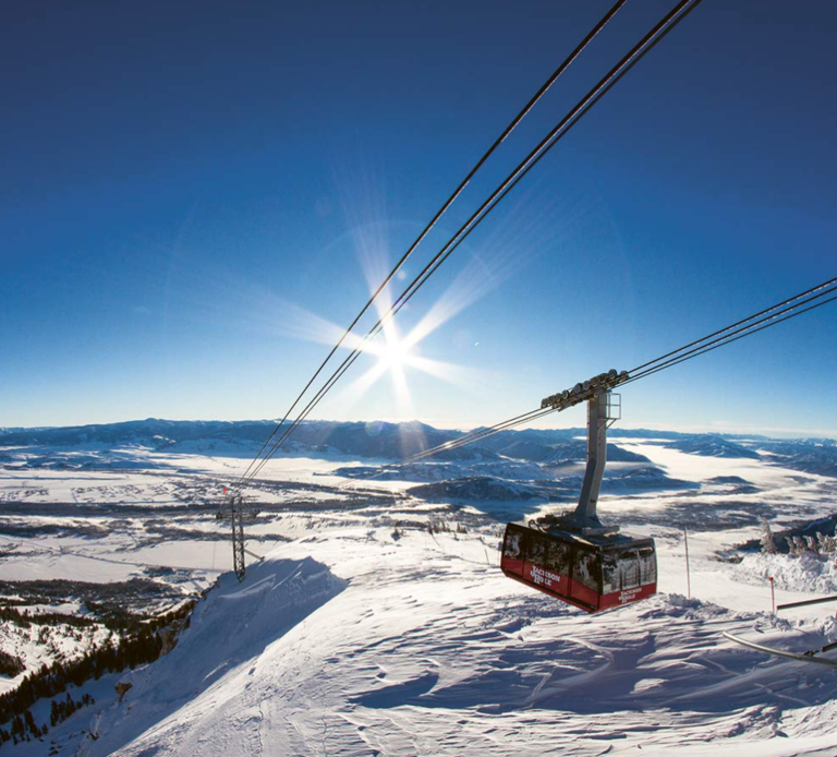 Livre "The Ultimate Ski Book: Legends, Resorts, Lifestyle & More"