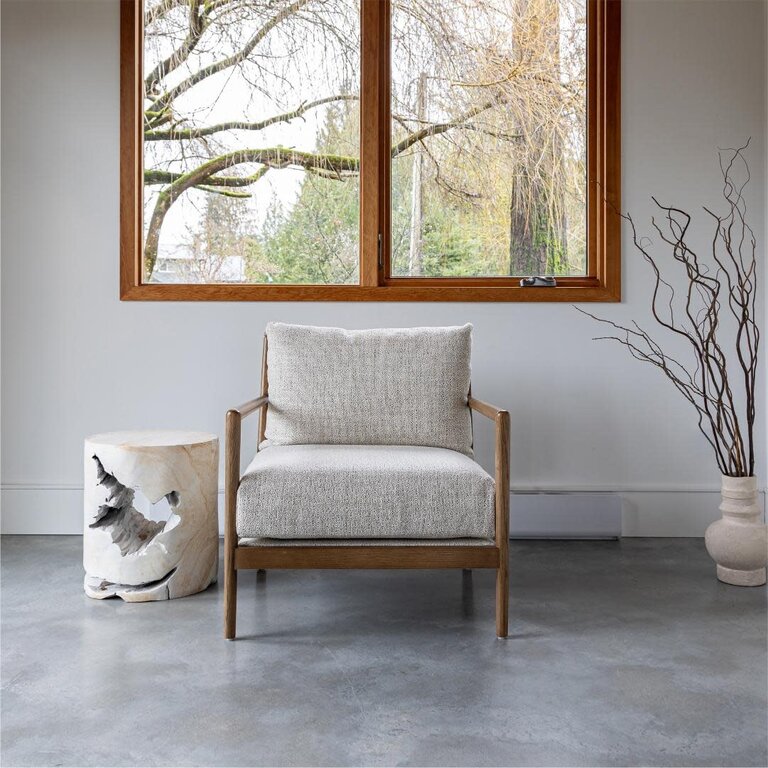 Style in Form Brit armchair