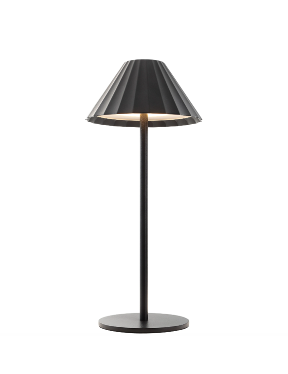 Renwil Giado table lamp