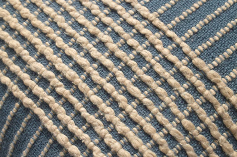 Angela Rose X Loloi Coussin Sophia