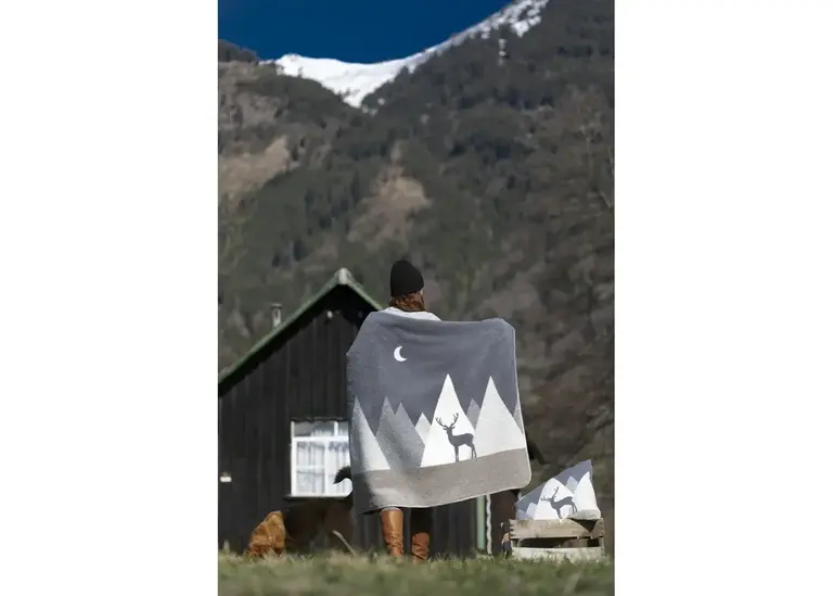 Jeté Savona "Montagnes modernes"