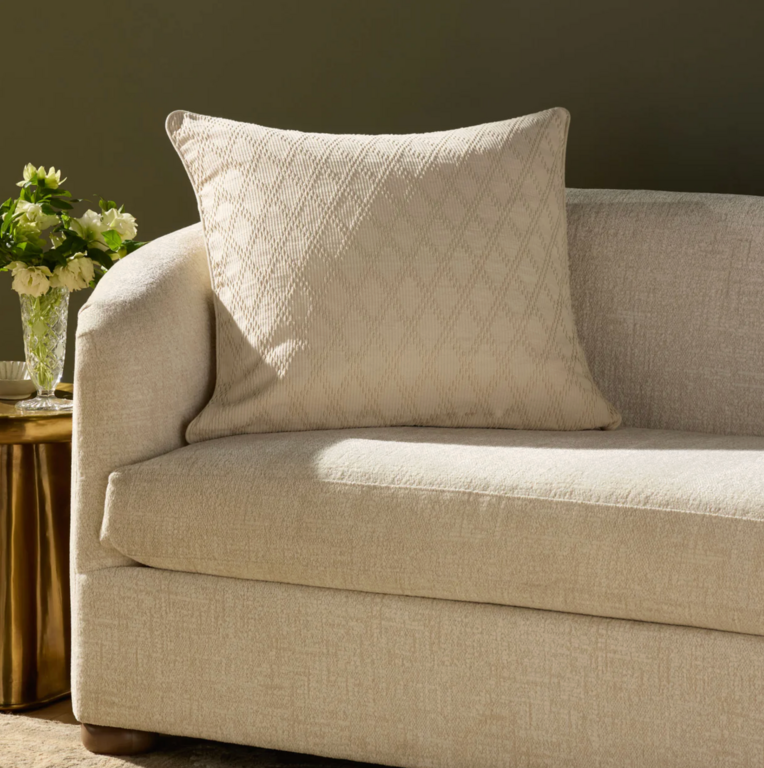 Amber Lewis X Loloi Amber Lewis Cary Pillow - Ivory