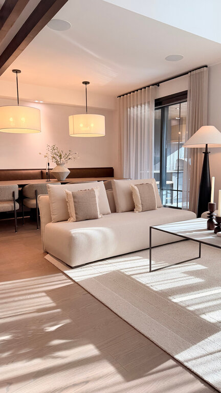 Trica Le Cournoyer Sectional
