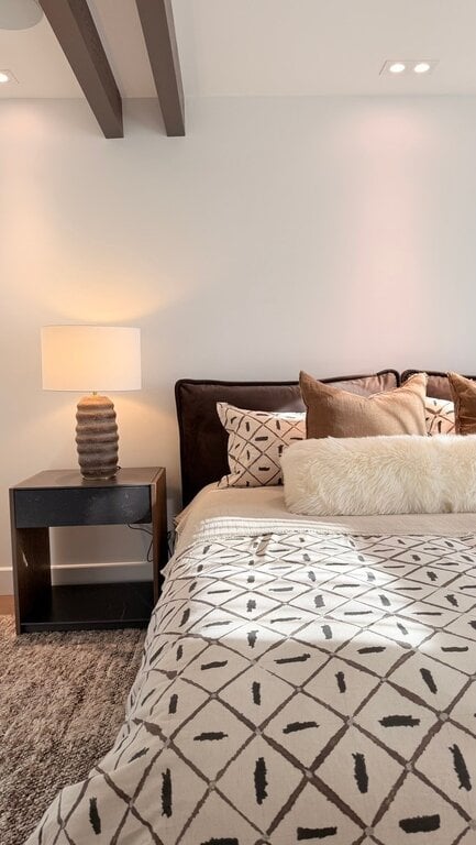 Trica Vision Bedside Table