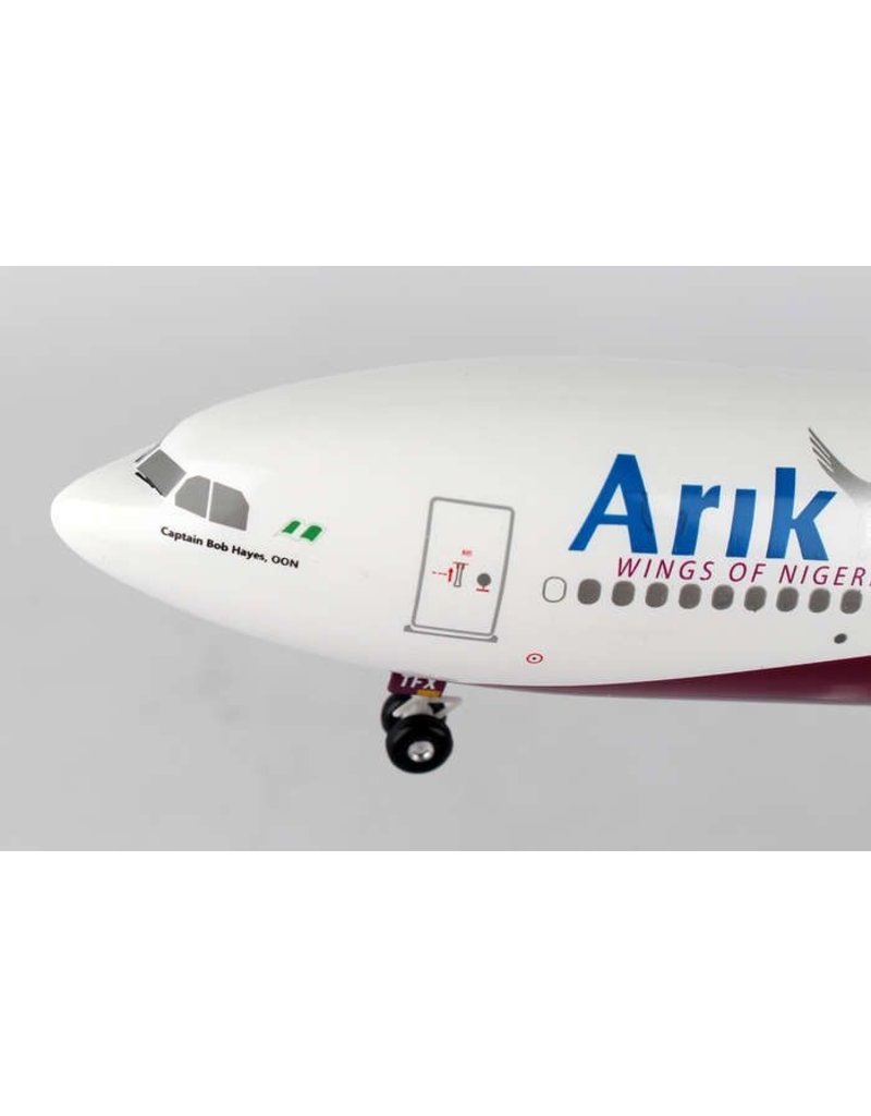 Hogan Arik Air A340-500 1/200 W/Gear