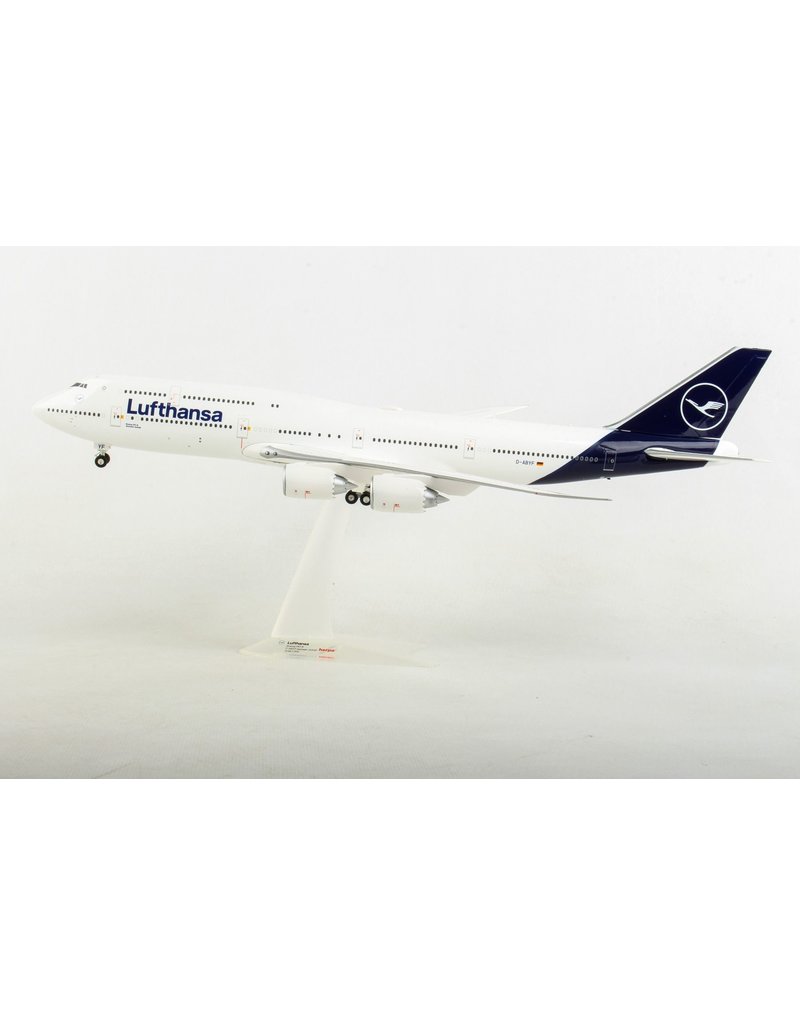 Herpa Lufthansa 747-8 1/200 New Livery