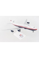 Skymarks Air Force One 747-8I 1/200 W/Gear