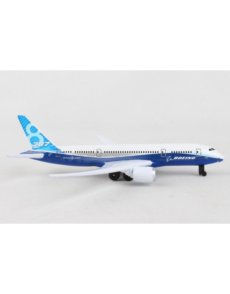 BOEING COMMERCIAL PLAY SET