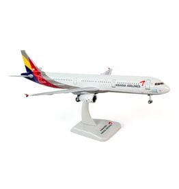 HOGAN ASIANA A321 1/200 W/GEAR