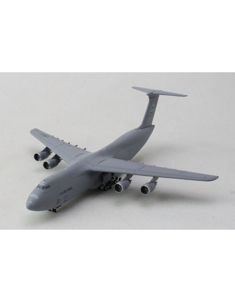 Gemini Jets 1/400 GEMINI USAF C-5M 1/400 84--0061 DOVER AFB