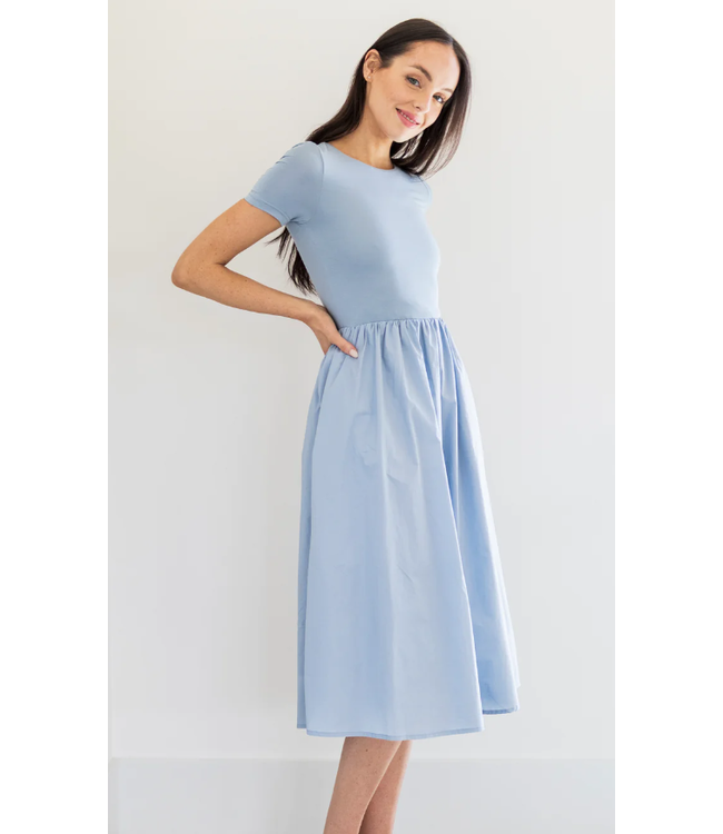 Priv Alyce Short Sleeve Midi Poplin Dress