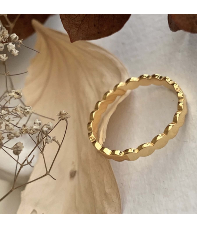 Pika & Bear "Marama" Circle Band Ring
