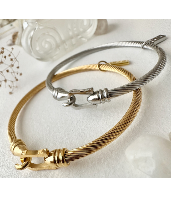 Pika & Bear "Ascot" Chain Bracelet w/Buckle Clasp - Gold
