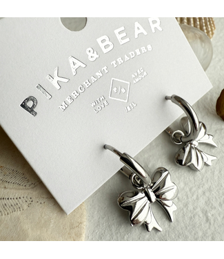 Pika & Bear Pika & Bear "Luca" Bow Charm Hugger Hoop - Silver