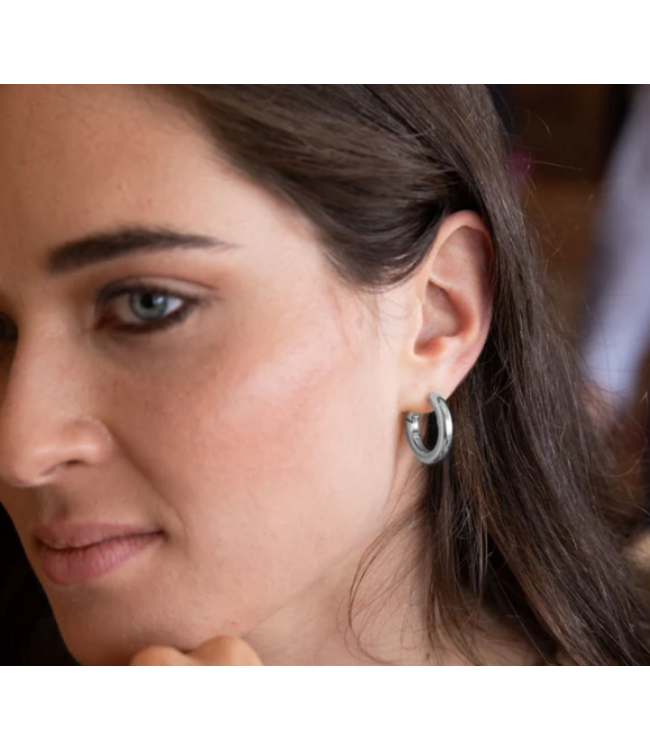 Scout Refined Earring Collection - Medium Stellar Hoop-Silver
