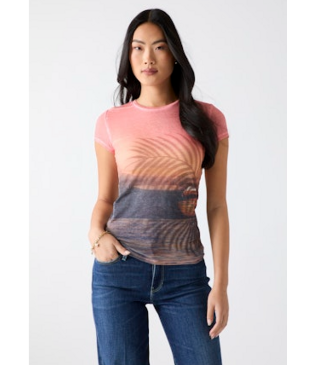 Guess Beach Sunset Tee