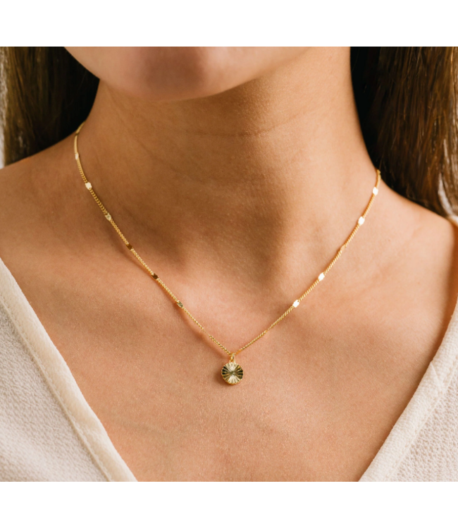 Lover's Tempo Everly Circle Necklace - Gold