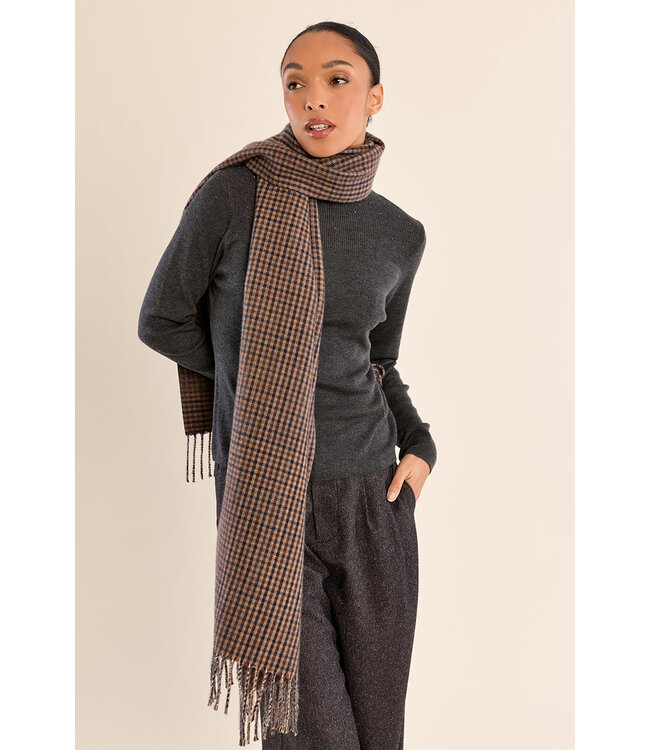 Molly Bracken Woven Scarf