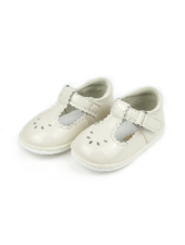 Dottie Scalloped Perforated MJ {Cream}