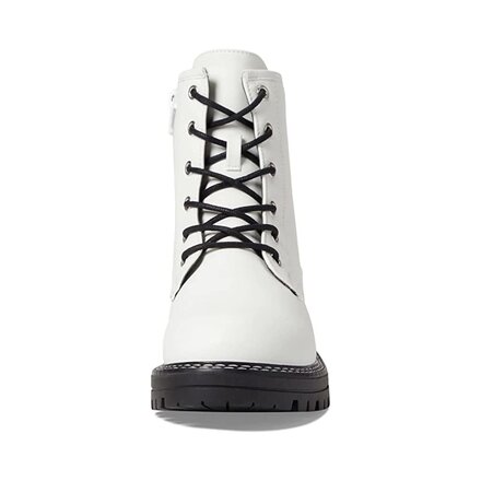 MIA Taunya {White}