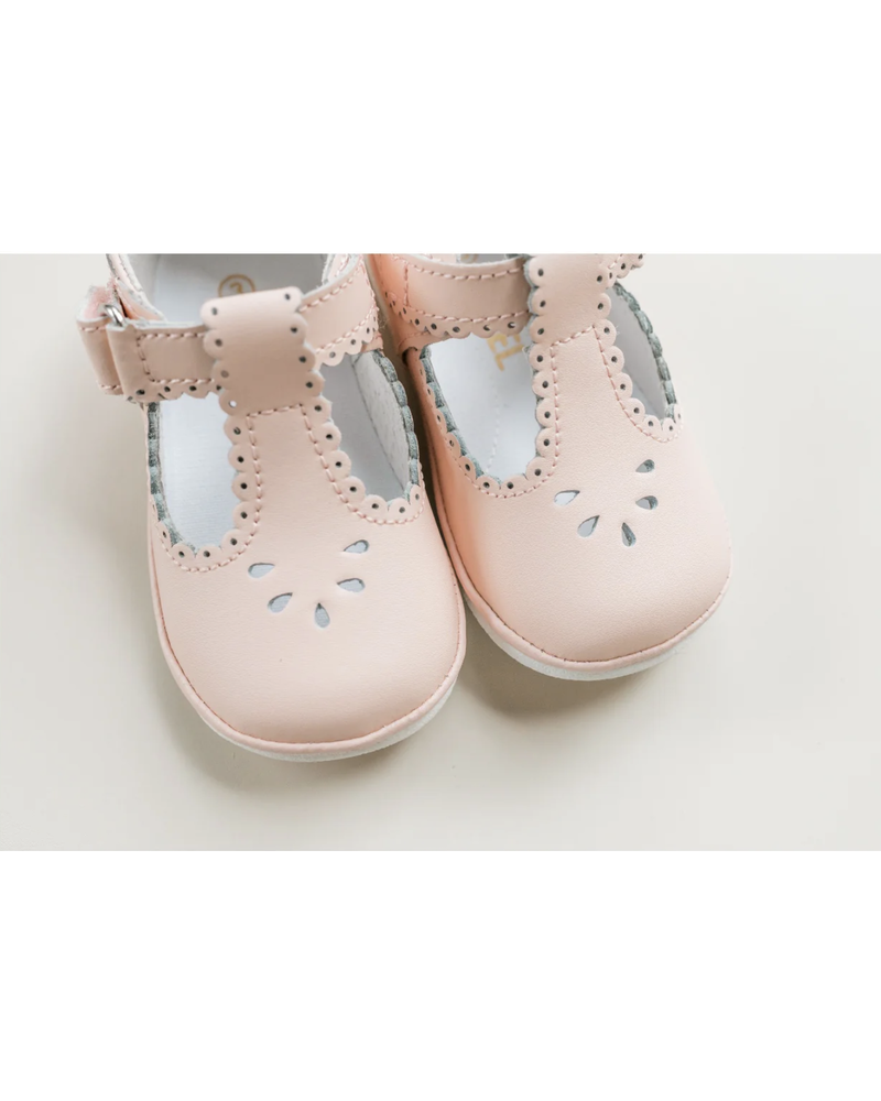 Dottie Scalloped Perforated MJ {Pink}