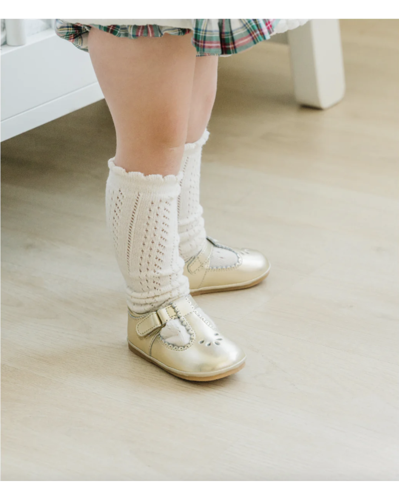 Dottie Scalloped Perforated MJ {Gold}