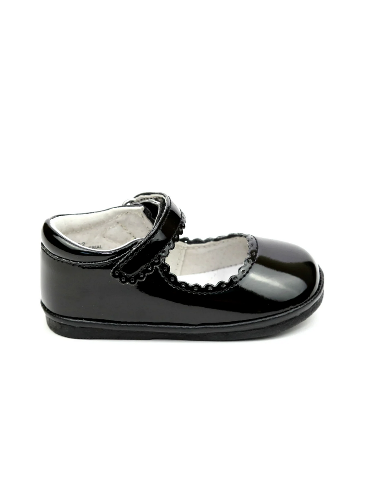 Cara Scalloped MJ {Patent Black}