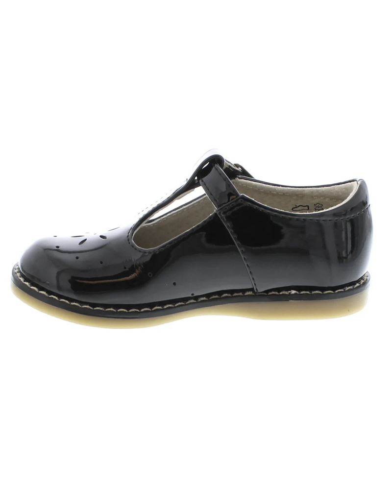 FootMates Sherry {Black Patent}