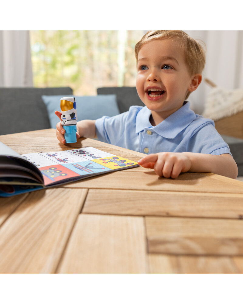 Melissa & Doug Sticker WOW! Activity Pad Set {Astronaut}