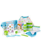 Melissa & Doug Love Your Look {Salon & Spa Play Set}