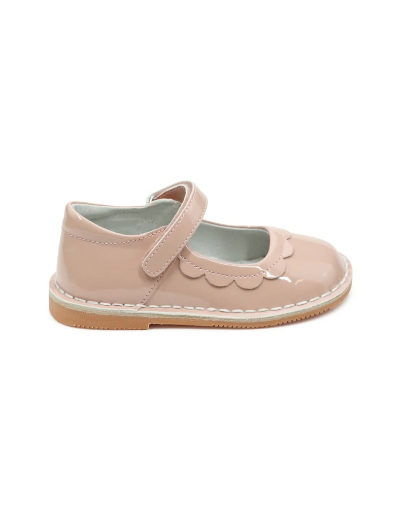 Violette Petal MJ {Patent Pale Rose}