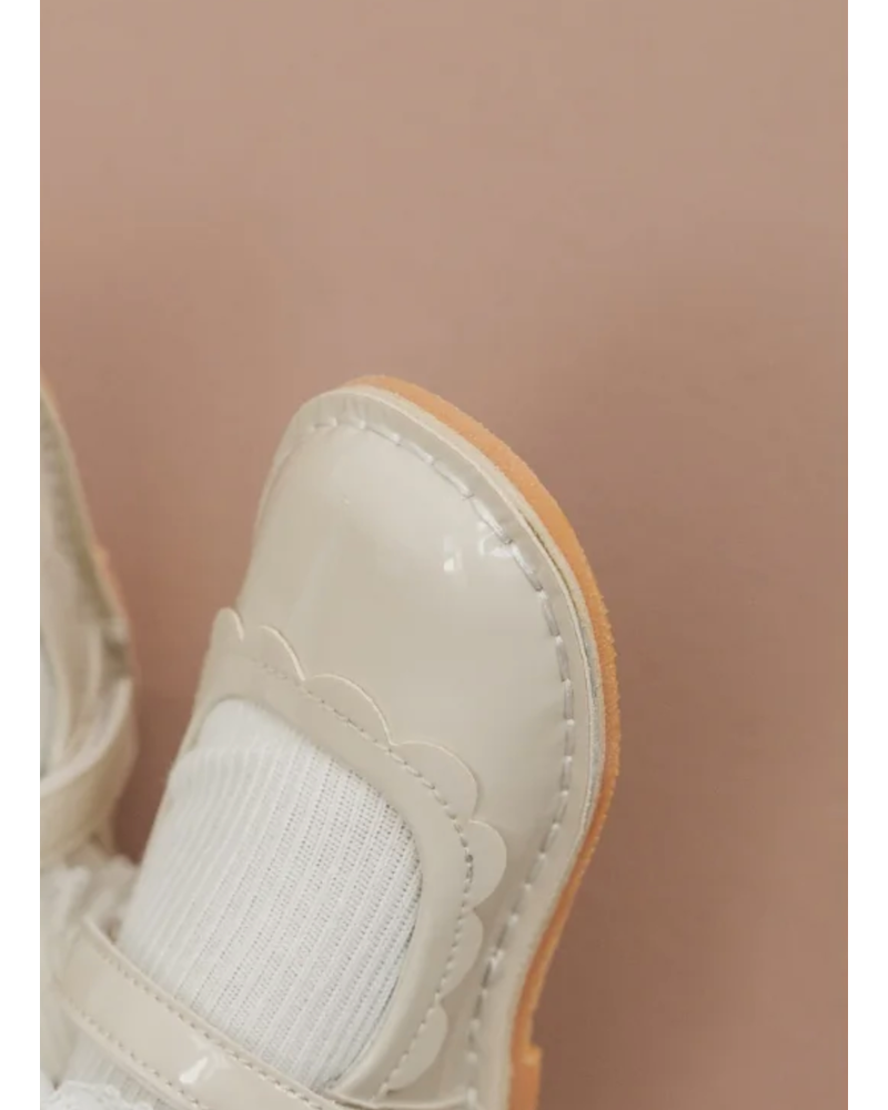 Violette Petal MJ {Patent Cream}